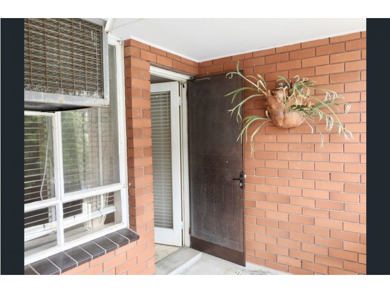 10/83 Railway Street North, Altona VIC 3018