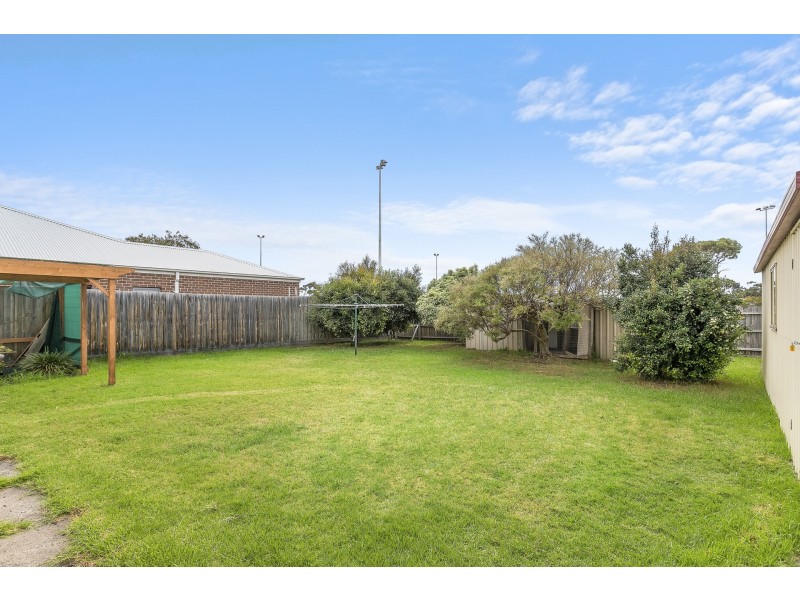 25 Stirling Avenue, Seaholme VIC 3018