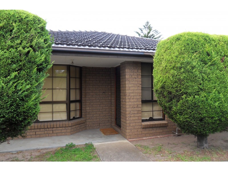 1/4-6 Bracken Grove, Altona VIC 3018