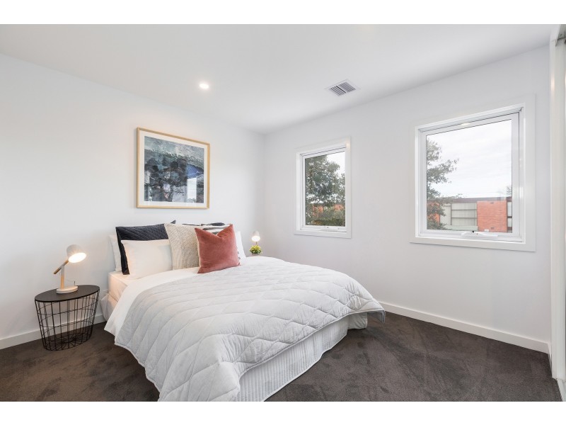 21b Rayner Street, Altona VIC 3018