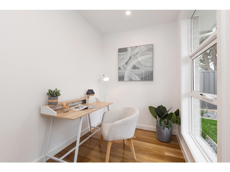 21b Rayner Street, Altona VIC 3018