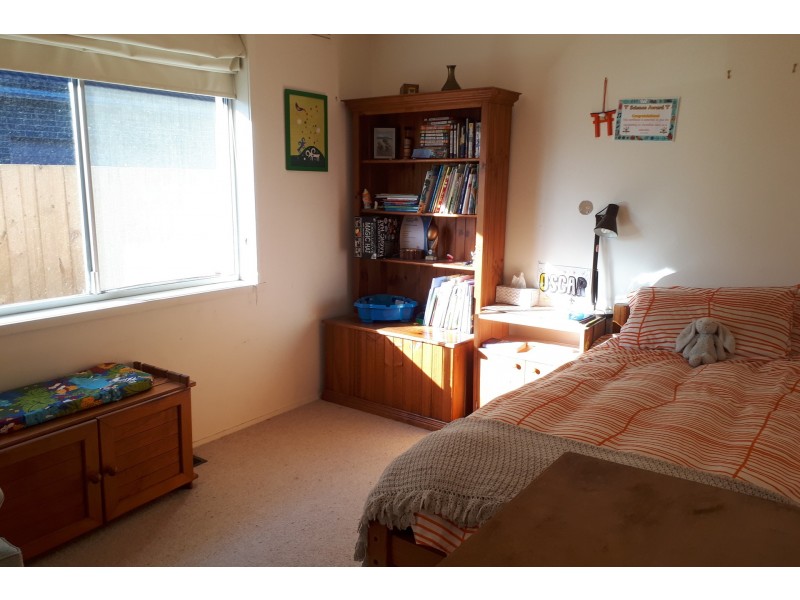 11 Cobham Street, Altona VIC 3018