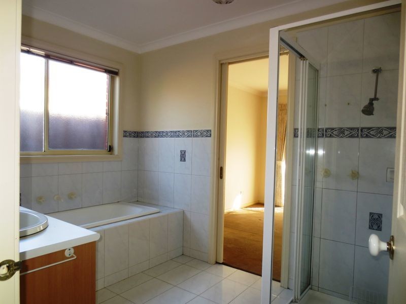 15 Cadogan Place, Altona Meadows VIC 3028