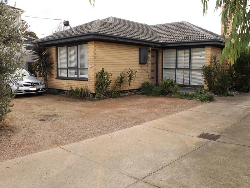 1/157 Queen Street, Altona VIC 3018