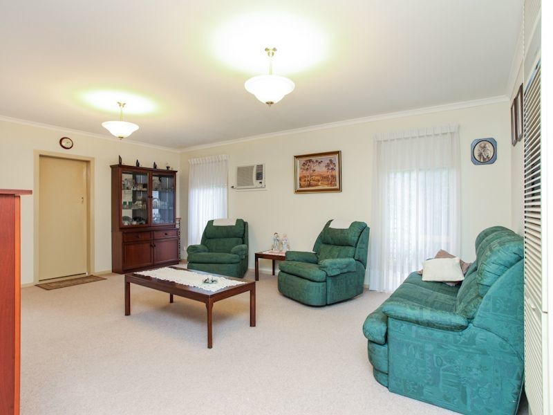 61 Linnet Street, Altona VIC 3018