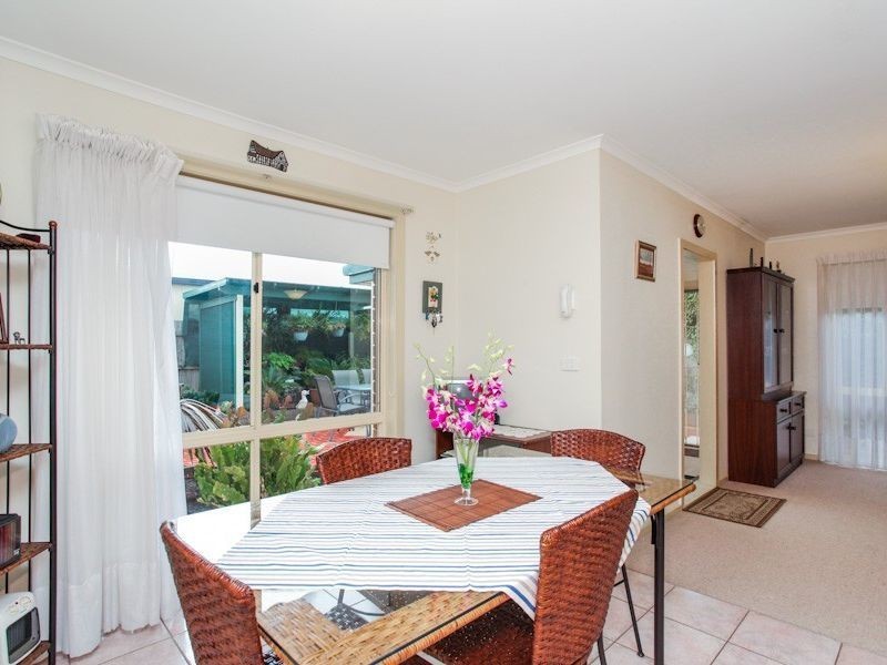 61 Linnet Street, Altona VIC 3018