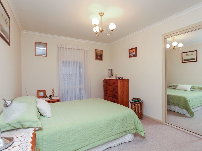61 Linnet Street, Altona VIC 3018