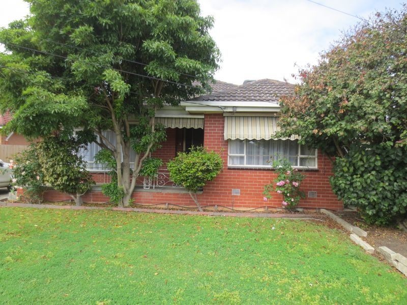 14 Scullin Street, Altona VIC 3018