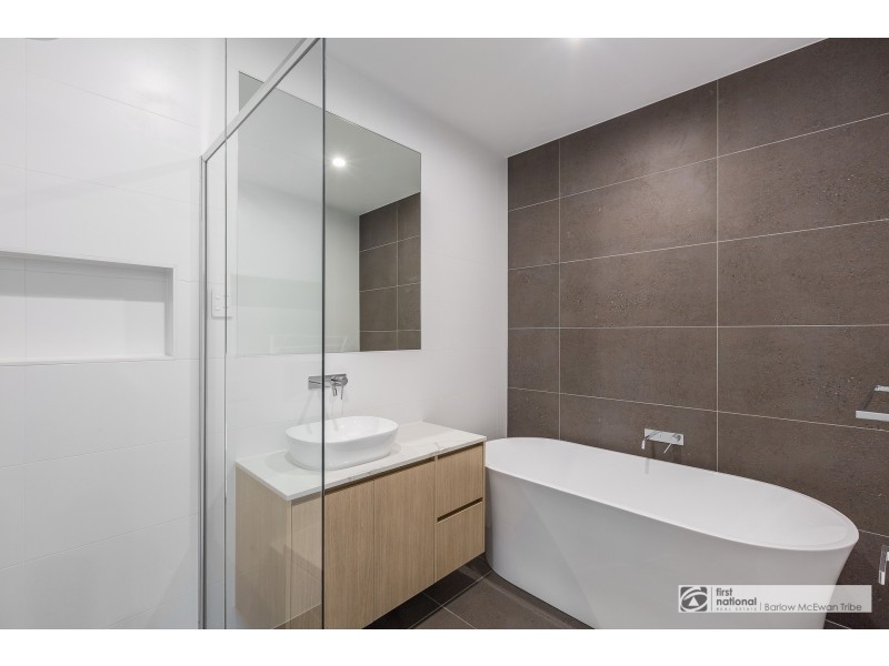 8 Bent Street, Altona VIC 3018