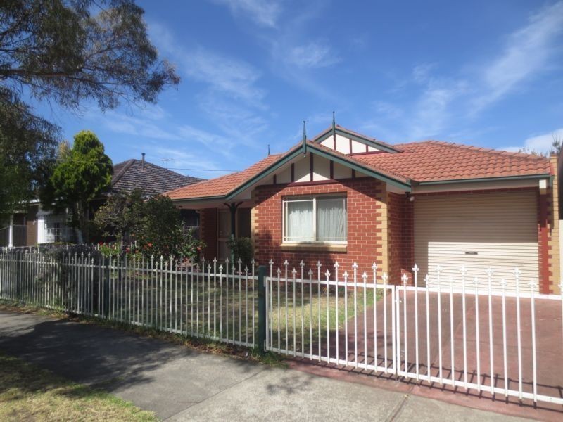 1/134 Civic Parade, Altona VIC 3018