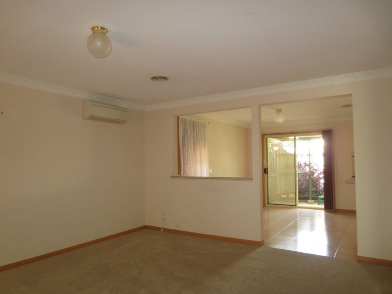 1/134 Civic Parade, Altona VIC 3018