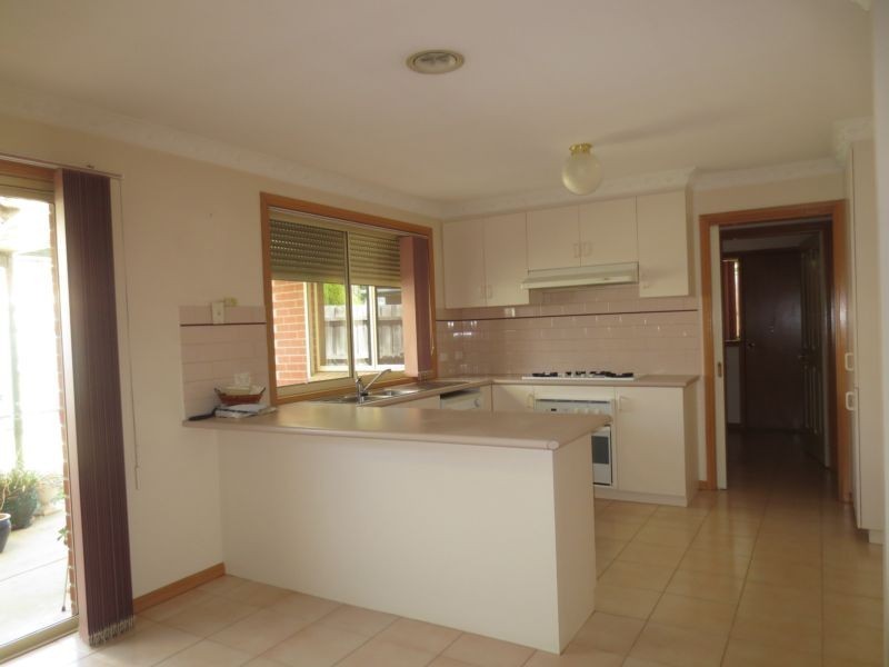 1/134 Civic Parade, Altona VIC 3018