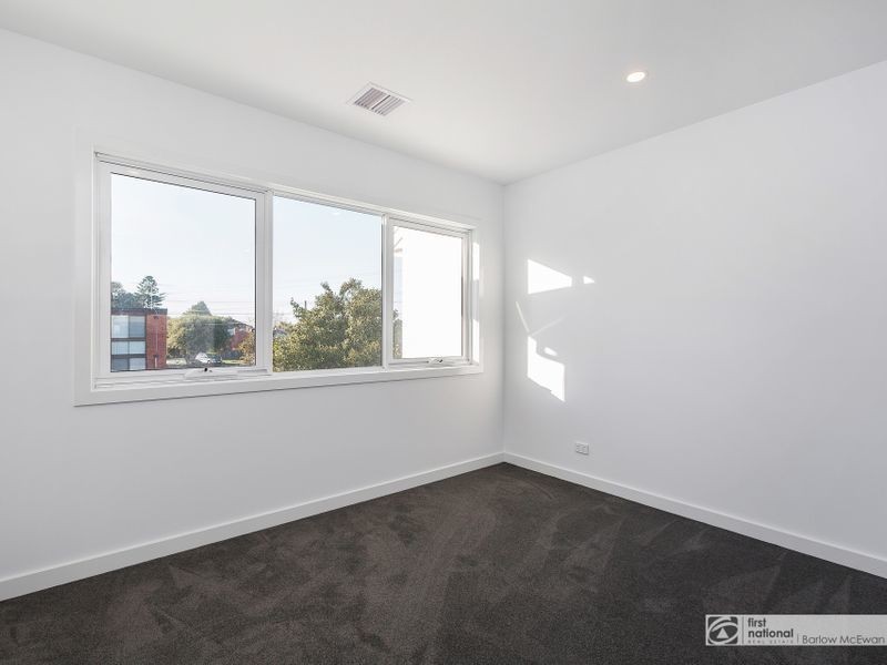21B Rayner Street, Altona VIC 3018