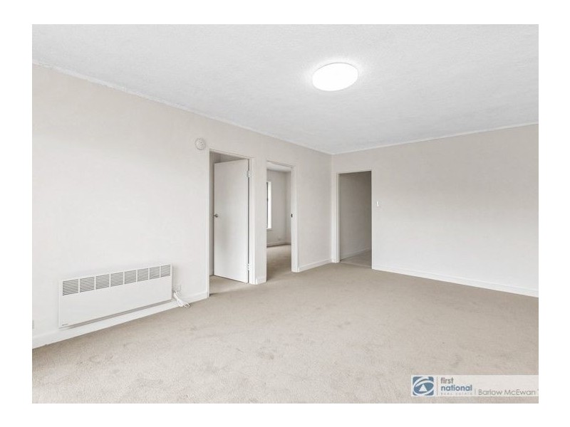 8/66 Simmons Drive, Altona VIC 3018