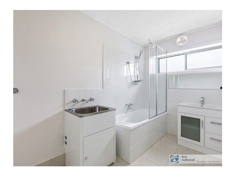 8/66 Simmons Drive, Altona VIC 3018