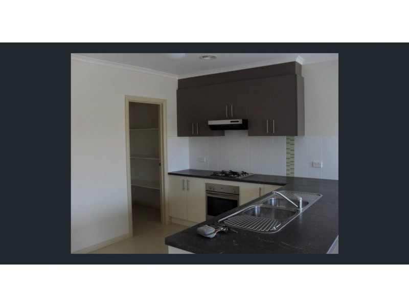 4/9-10 Birkett Court, Altona Meadows VIC 3028