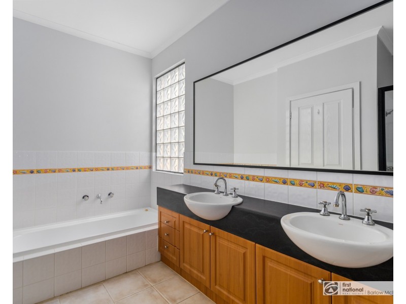 1/361 Esplanade, Altona VIC 3018