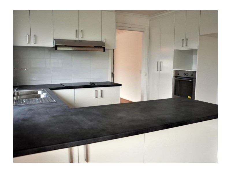 62 Epsom Street South, Altona Meadows VIC 3028