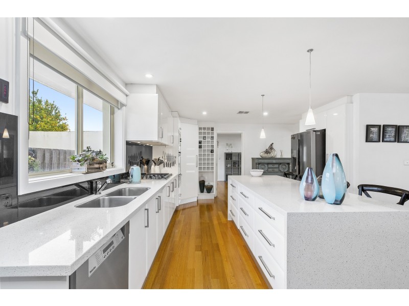 25 Waratah Street, Seaholme VIC 3018