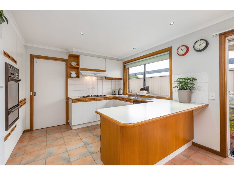 2/14 Webb Street, Altona VIC 3018
