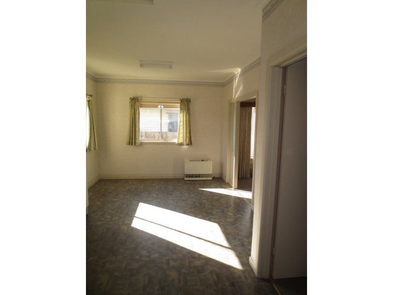 25 Stirling Avenue, Seaholme VIC 3018