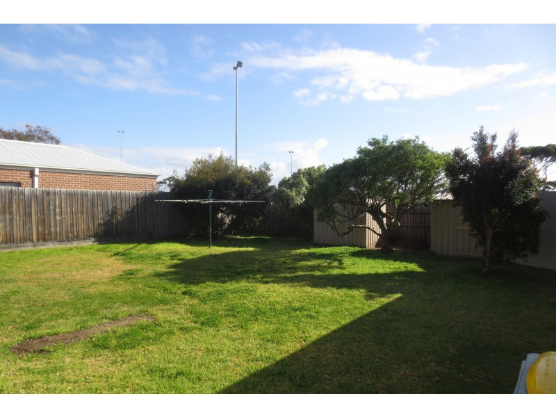 25 Stirling Avenue, Seaholme VIC 3018