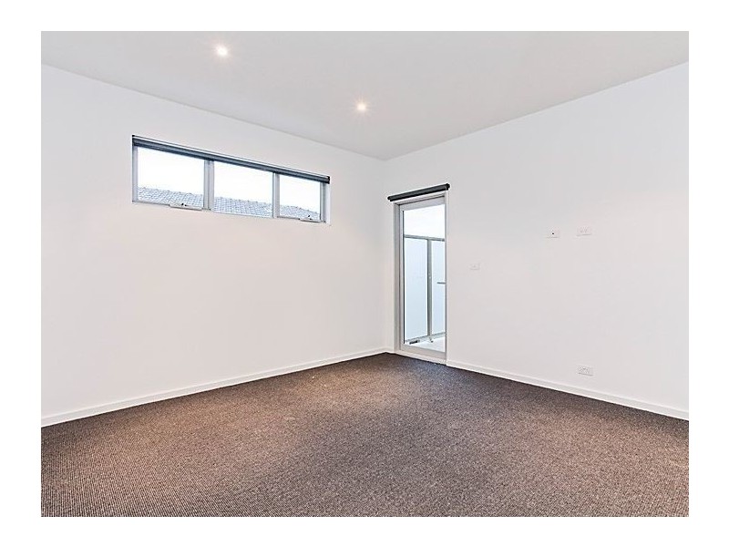 4/99 Pier Street, Altona VIC 3018