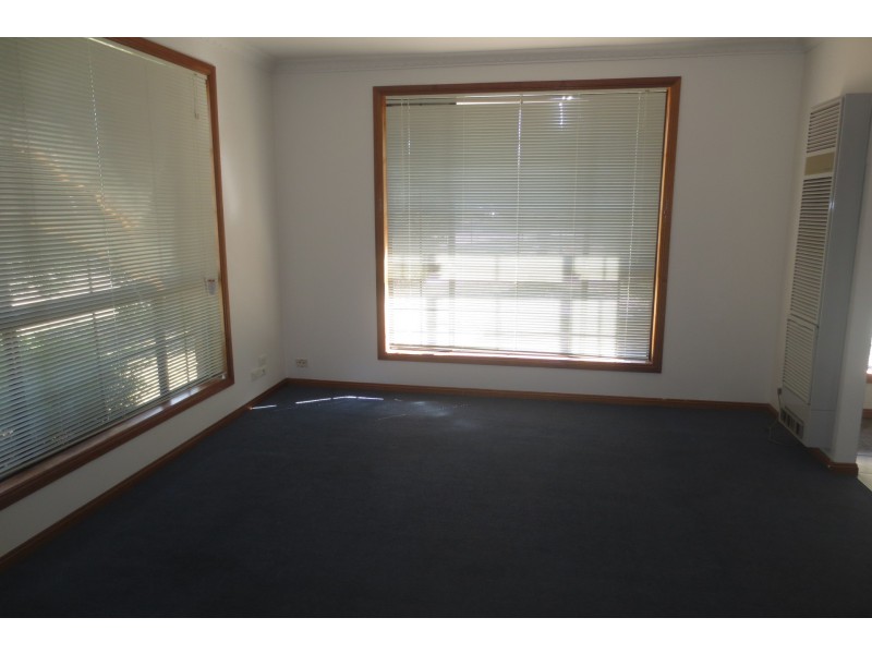 1B Locan Court, Altona Meadows VIC 3028