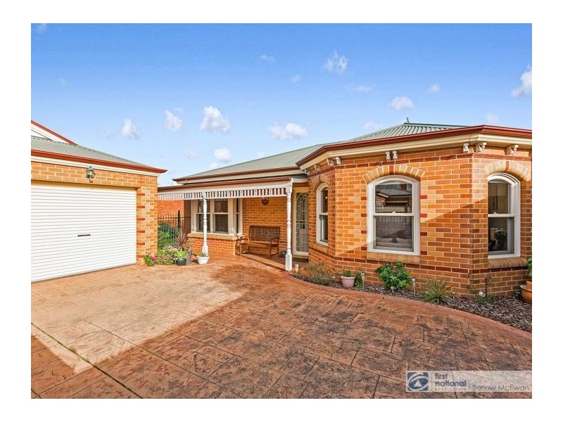 2/37 Curlew Avenue, Altona VIC 3018