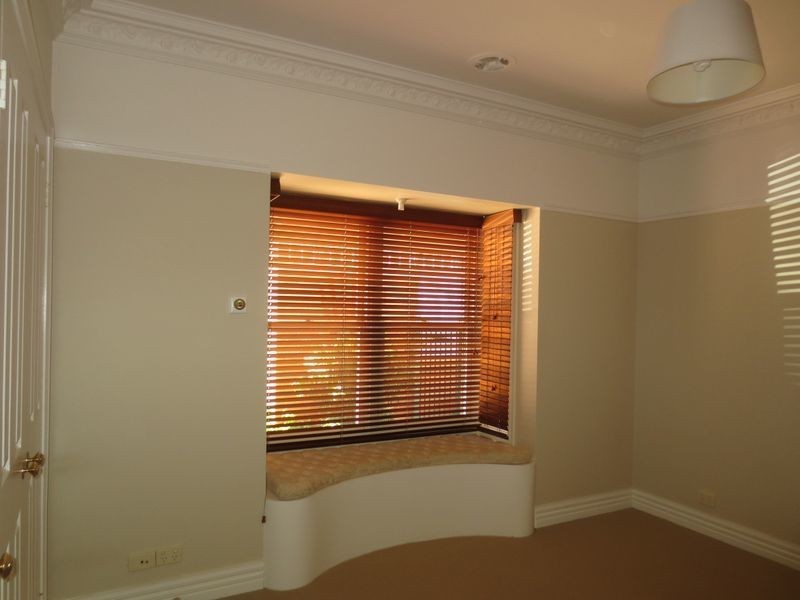 2/37 Curlew Avenue, Altona VIC 3018