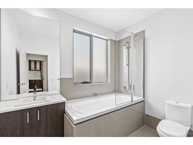 3/42 Davies Street, Altona VIC 3018