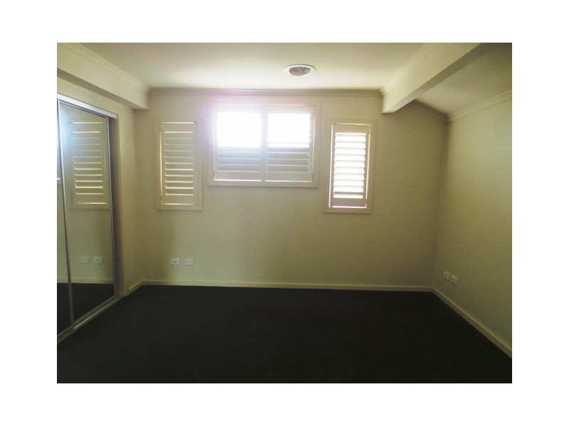 32B Rose Street, Altona VIC 3018