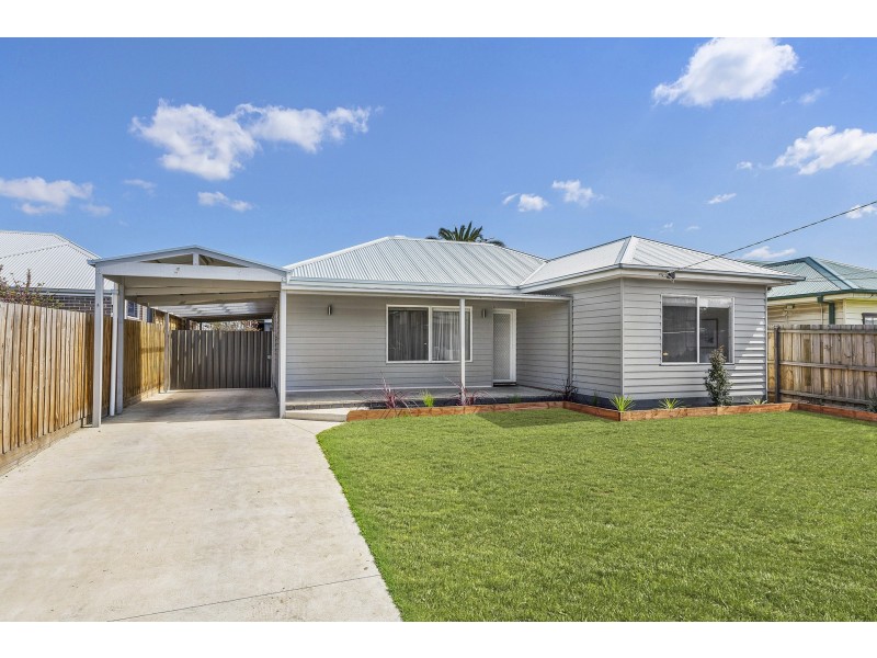 1 Acacia Avenue, Seaholme VIC 3018