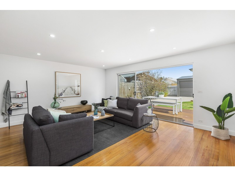 1 Acacia Avenue, Seaholme VIC 3018