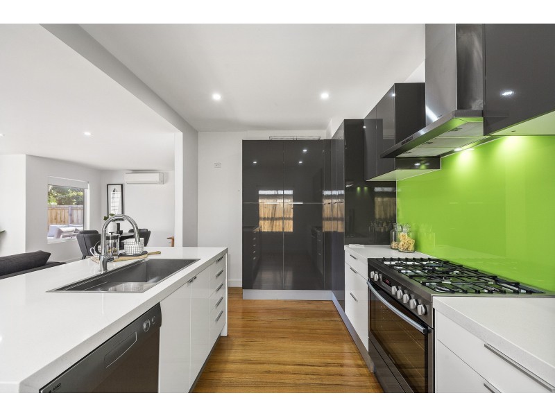 1 Acacia Avenue, Seaholme VIC 3018