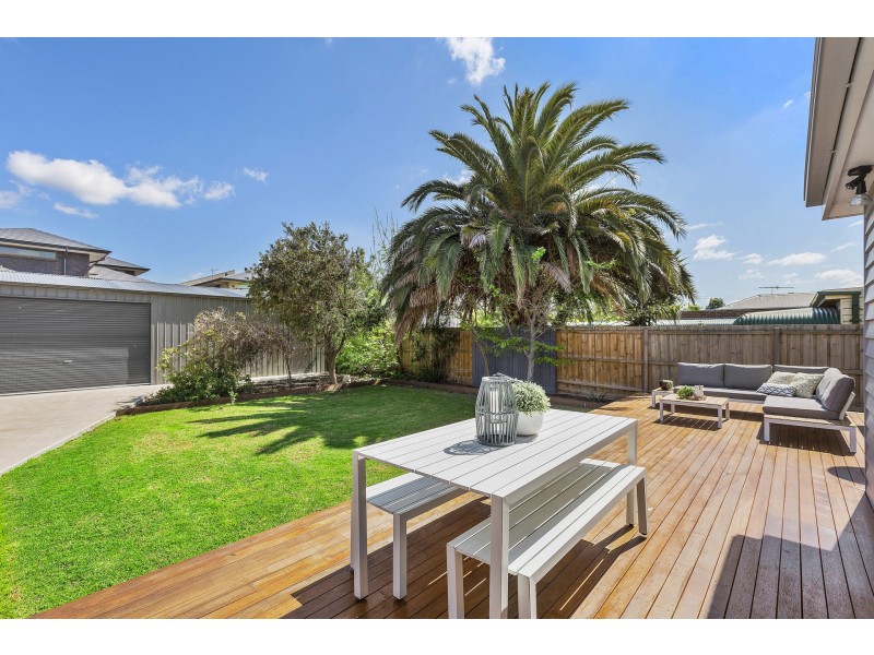 1 Acacia Avenue, Seaholme VIC 3018