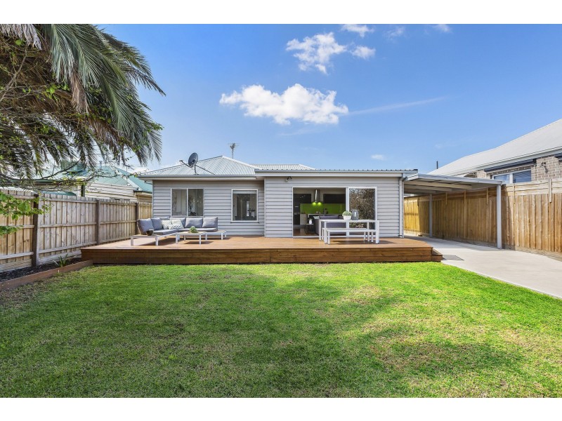 1 Acacia Avenue, Seaholme VIC 3018