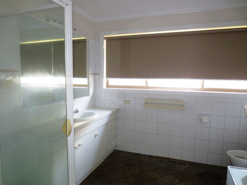 8 Purnell Street, Altona VIC 3018