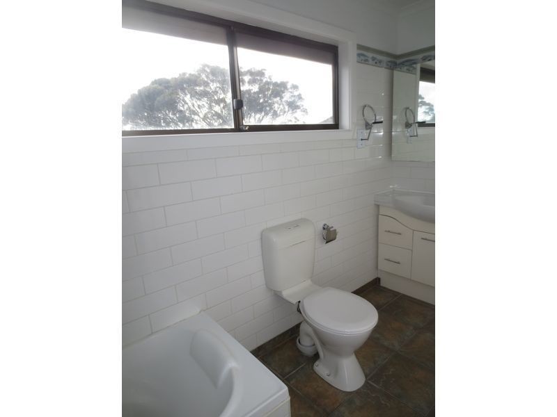45 Waters Drive, Altona VIC 3018