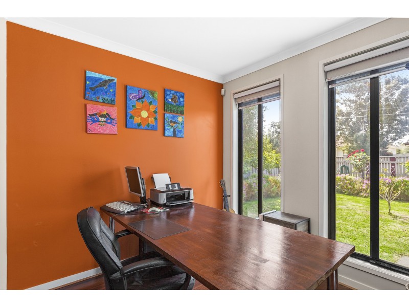 31 Begonia Avenue, Altona North VIC 3025