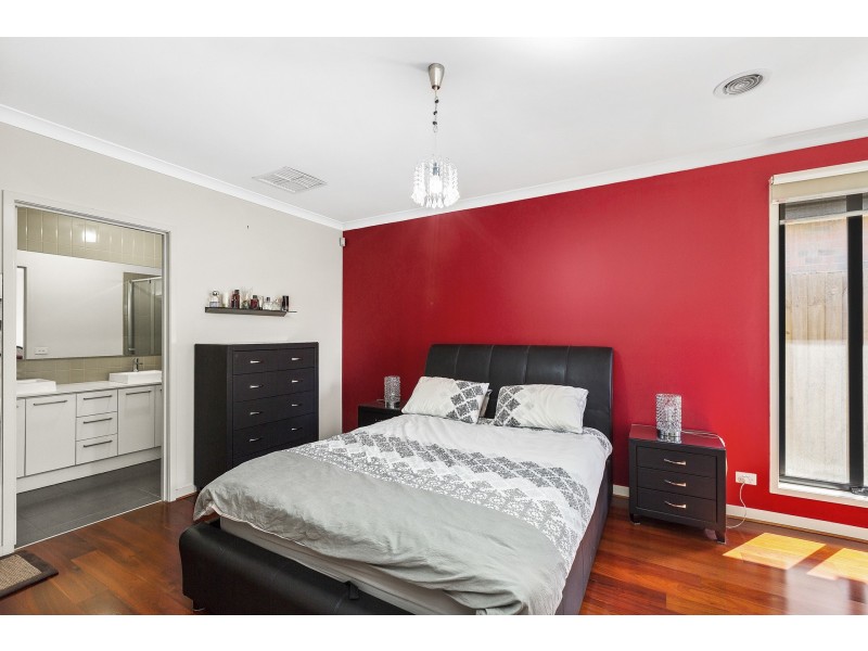 31 Begonia Avenue, Altona North VIC 3025