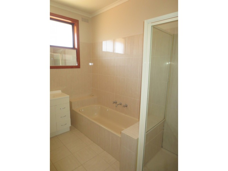 86 Rosebery Street, Altona Meadows VIC 3028