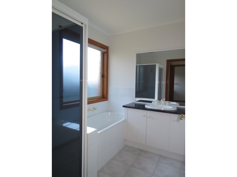 3/19 Upton Street, Altona VIC 3018