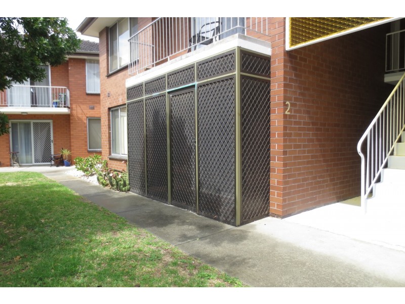 2/3 Robin Street, Altona VIC 3018