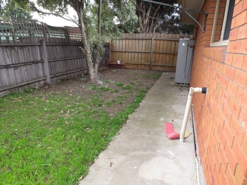 2/66 Donald Street, Altona Meadows VIC 3028