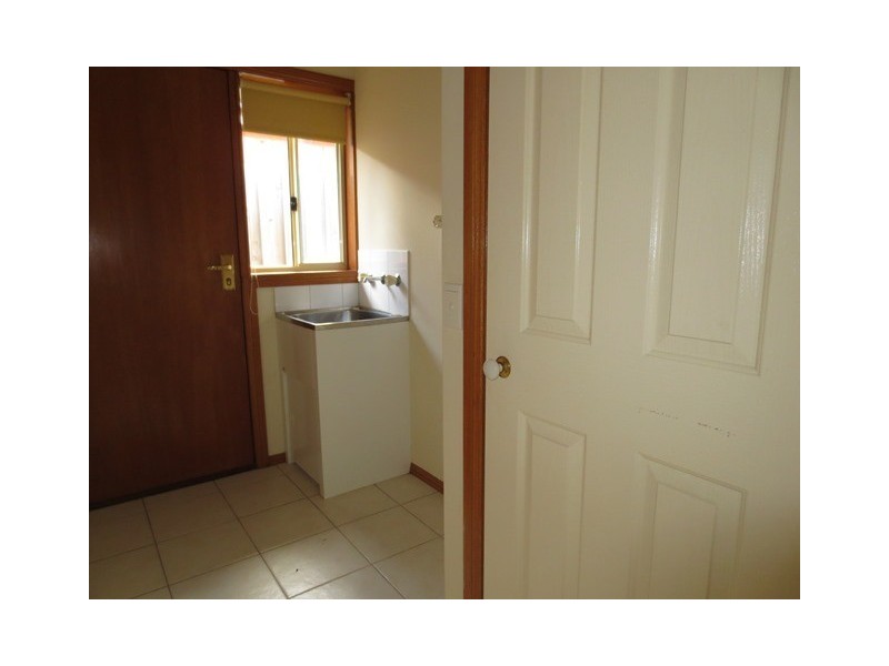 2 Russell Court, Altona Meadows VIC 3028