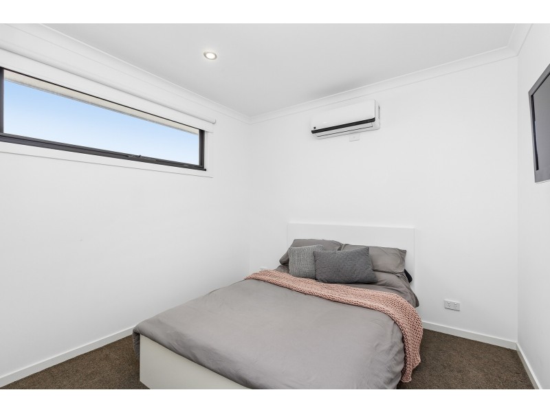 2/94 Maidstone Street, Altona VIC 3018