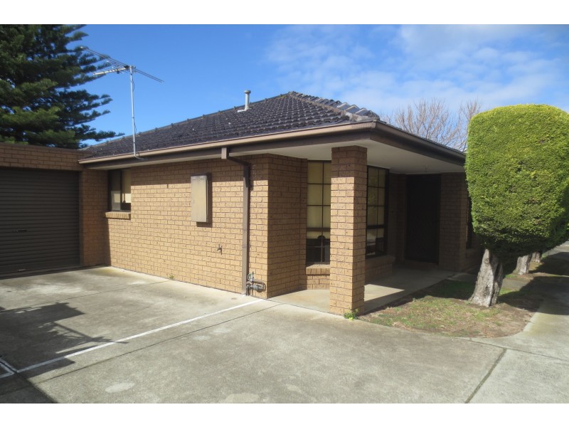 2/4-6 Bracken Grove, Altona VIC 3018