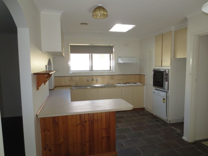 38 Kiora Street, Altona Meadows VIC 3028