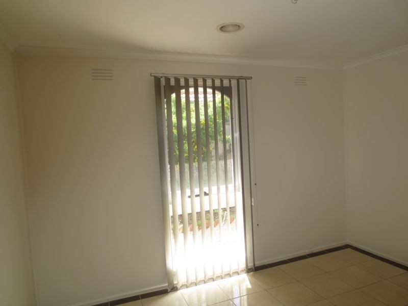 38 Kiora Street, Altona Meadows VIC 3028